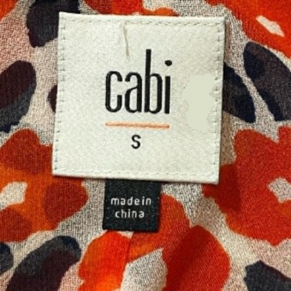 CAbi Flipside Floral Blouse Red Poppy Print 5356 Women's Small S Lightweight EUC - Picture 8 of 10